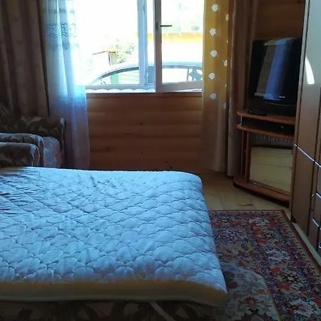 Дом С Хозяйкой, 2 Раздельные Гостевые Комнаты Gasthof Werchowyna