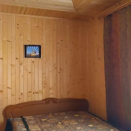 Gasthof Дом С Хозяйкой, 2 Раздельные Гостевые Комнаты Werchowyna