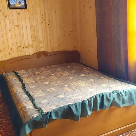 Дом С Хозяйкой, 2 Раздельные Гостевые Комнаты * Werchowyna